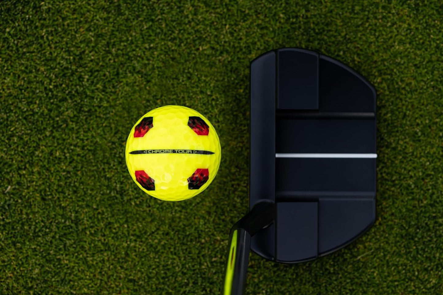 Callaway Chrome Tour Golf Balls: Hyper Fast Core, Triple Track Alignment, Tour Performance